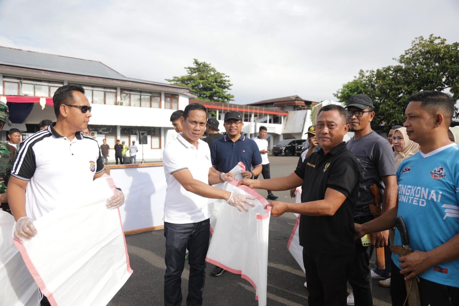 Wali Kota Kotamobagu Canangkan Gerakan Indonesia Asri Lewat Kerja Bakti Massal