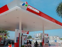 Mensesneg Prasetyo Hadi Tegaskan Harga BBM Tidak Naik, Pasokan Nasional Aman Terkendali