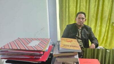 Ahli Pidana Klarifikasi Insiden Buka Ponsel di Sidang: Hanya Baca Pasal UU HAKI, Bukan Google