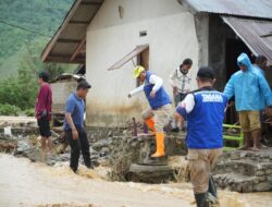 Gerak Cepat, Bupati Gorontalo Utara Datangi Lokasi Banjir di Biau