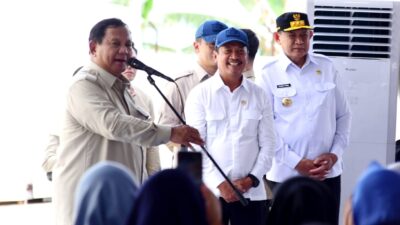 Layar Pintar Masuk Kelas, Prabowo: Dari Jakarta Kita Pantau Guru di Gorontalo yang Tidak Masuk!
