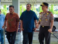 Kapolda Gorontalo Antar Kepulangan Anggota Komisi III di Bandara Djalaludin