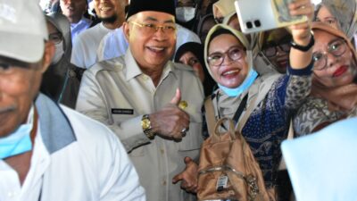 Kala Wali Kota Adhan Dambea Curi Perhatian di Tengah Puncak PENAS XVII