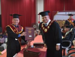UNG Kukuhkan 700 Lulusan di Wisuda ke-61, Rektor Tekankan Peran sebagai Agen Perubahan Bangsa