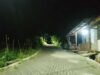 Jalan Warga Kian Terang, Pemdes Sia Tambah 10 Titik Lampu Jalan