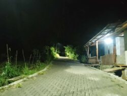 Jalan Warga Kian Terang, Pemdes Sia Tambah 10 Titik Lampu Jalan