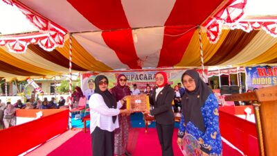 Ponelo Tertinggi Capaian CKG, Dua Kader TBC Juga Raih Penghargaan