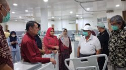 Jenguk Korban Penikaman, Adhan Dambea Kecam Kekerasan dalam Rumah Tangga