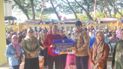 Dorong Kemandirian Ekonomi, Pemprov Gorontalo Salurkan Bantuan Modal Usaha Rp987,5 Juta untuk 395 Pelaku Usaha