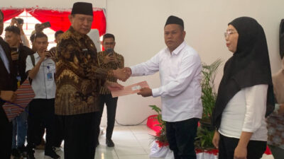 Momen HUT ke-81 RI, Gusnar Ismail Serahkan Remisi kepada Warga Binaan Lapas Gorontalo
