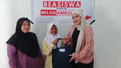 Posko Beasiswa Milan Amrullah Dibuka, 100 Seragam Disalurkan hingga Pedalaman Mongiilo