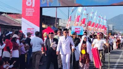 Lewat Parade Kostum, Gubernur Gusnar Ismail Ajak Masyarakat Temukan Kembali Nilai Patriotisme