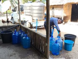 Hari Kedua Distribusi Air Bersih di Pohuwato, 24.200 Liter Disalurkan ke Tempat Ibadah dan Pemukiman
