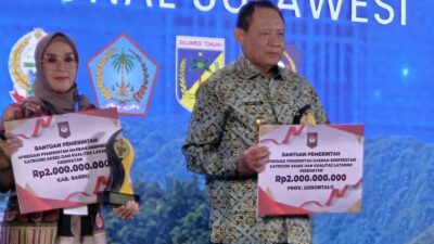 Unggul di Regional Sulawesi, Gorontalo Sabet Penghargaan Layanan Kesehatan Kemendagri