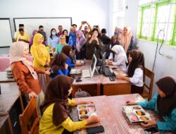 Wagub Idah Tinjau Langsung Program MBG dan Pelatihan Kewirausahaan di SMKN 1 Bulango Utara