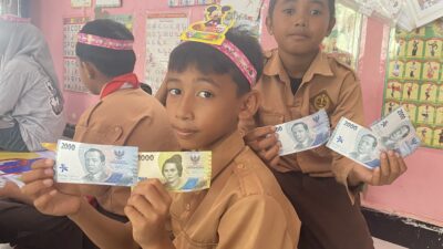 Pelosok Bone Bolango: Sinyal Terbatas, Tak Jadi Batasan Mengenal Rupiah
