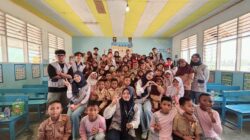 Mengenal Gizi, Membiasakan Hidup Sehat: KKN Tematik II UNG Desa Balahu Edukasi Siswa SDN 4 Tibawa