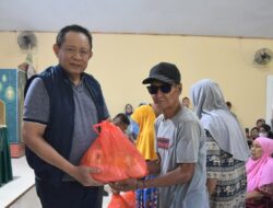 Hujan Turun di Bone Pesisir Saat Gusnar Ismail Salurkan Bantuan Sembako