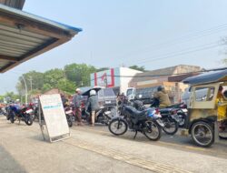 Antrean SPBU Berjam-jam, Pertalite Eceran Tembus Rp25 Ribu per Liter dan Harga Kebutuhan Pokok Ikut Melonjak