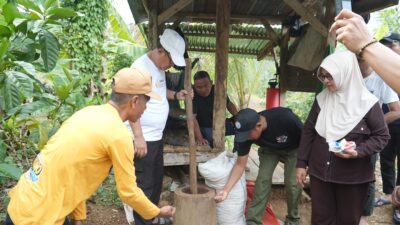 Dukung Potensi Kebun Kopi Liberika Pak Sahril, Thariq Siapkan Mesin Baja Menuju Komoditas Unggulan