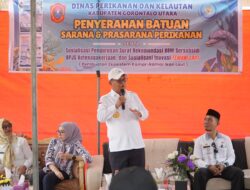 Salurkan 14 Mesin Tempel dan 41 Box Fiber, Thariq Ingatkan Nelayan Rawat Bantuan
