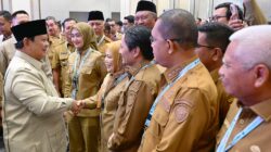 Momen Presiden Prabowo Sapa Wagub Gorontalo Idah Syahidah di Rakornas TPAKD 2026