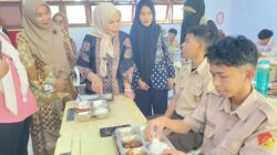 Sidak Penyaluran MBG di SMA 1 Suwawa: Wagub Idah Minta Guru Ikut Awasi Keamanan Makanan
