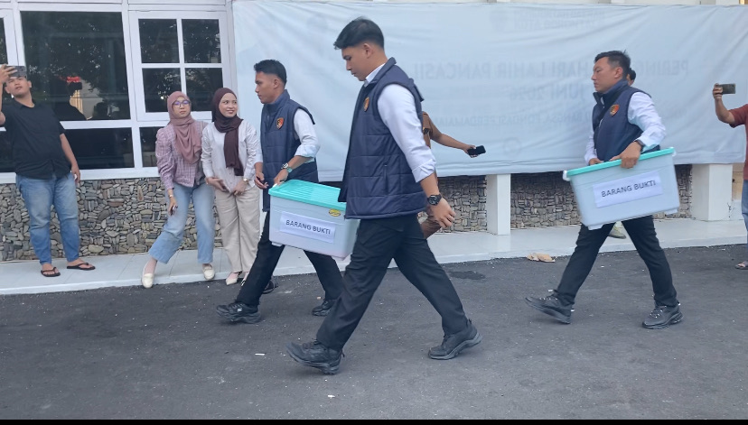 Penggeledahan Kantor Wali Kota