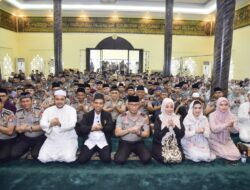 Tingkatkan Keimanan dan Kedisiplinan Tugas, Personel Polda Gorontalo Ikuti Tausiah Ustadz Abdul Somad