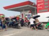 Pertalite Antre Berjam-jam, Spekulan Beralih Borong Pertamax dan Jual Rp30 Ribu per Botol