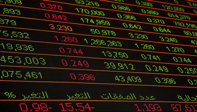 IHSG Anjlok, BEI Hentikan Perdagangan Saham
